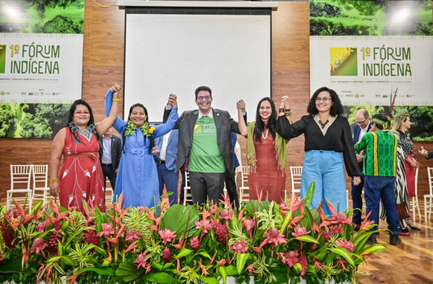 Governador anuncia criação da Secretaria Extraordinária de Povos Indígenas durante abertura de fórum