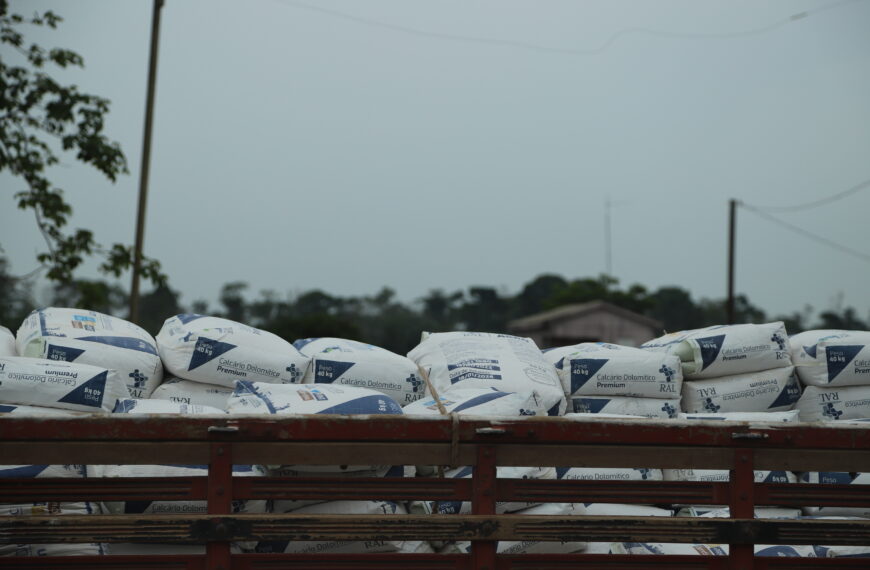 Produtores familiares da pecuária leiteira da regional do Baixo Acre são beneficiados com insumos para melhoria da produção