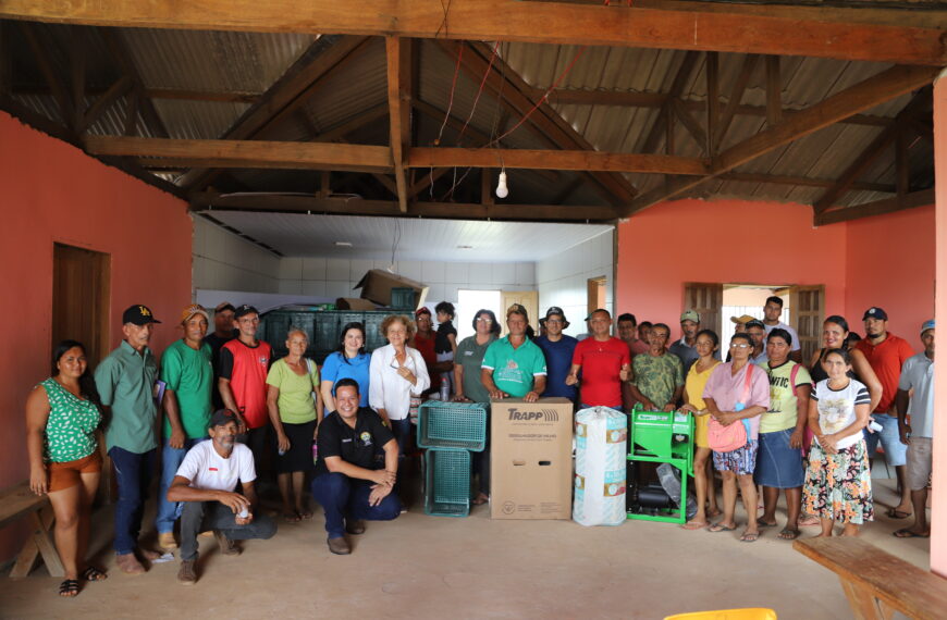 Seagri e Programa REM Acre realizam entrega de equipamentos para produtores da agricultura familiar