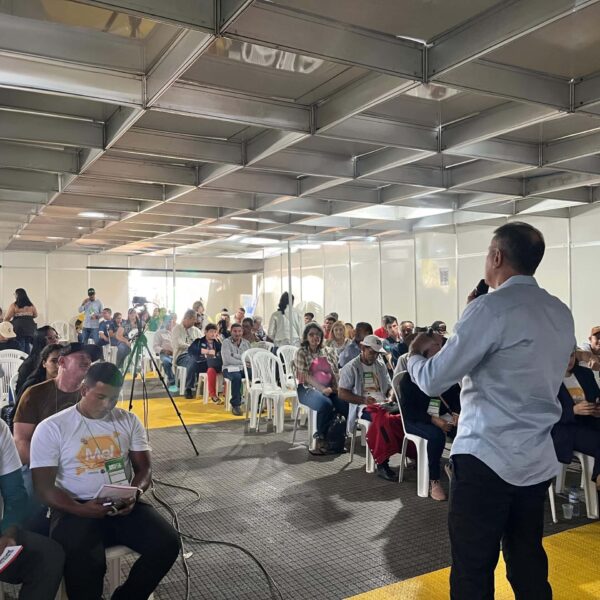 Ciclo de Palestras Mel do Acre reúne produtores de todas as regionais do estado na Expoacre